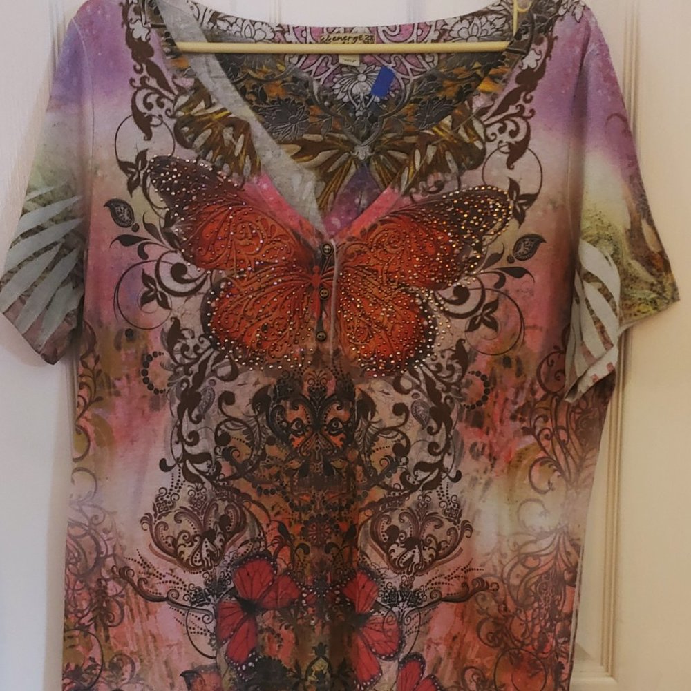 Notch-neck embellished hensley